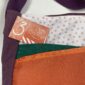orangen-lilane Umhängetasche mit Buttons 02