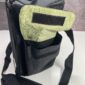schwarze Umhängetasche floral bestickt 06