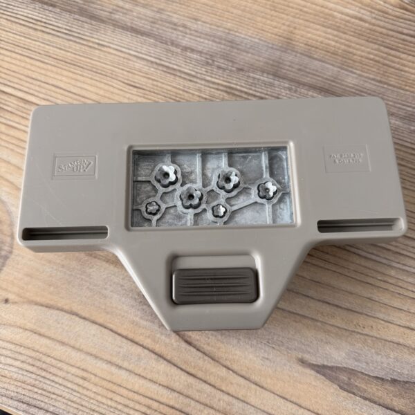 Bordürenstanze Blumenkonfetti (152723) Bordürenstanze Blumenkonfetti (152723)