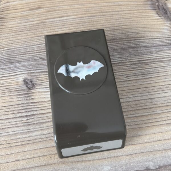 Handstanze Fledermaus (119279)