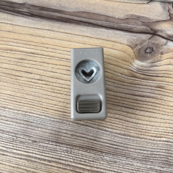 Handstanze kleines Herz (117193) Handstanze kleines Herz (117193)