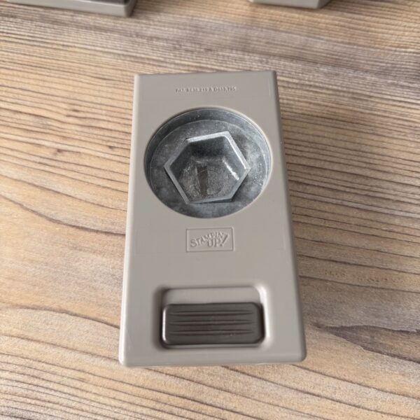 Handstanze Sechseck (130919) Handstanze Sechseck (130919)