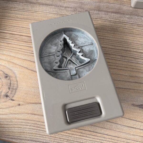 Stanze Nadelbaum (149521) Stanze Nadelbaum (149521)